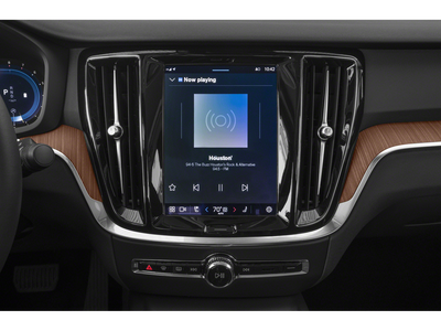 2024 Volvo S60 B5 Core Dark Theme