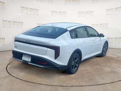 2026 Kia K4 LXS