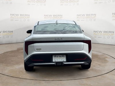 2026 Kia K4 EX