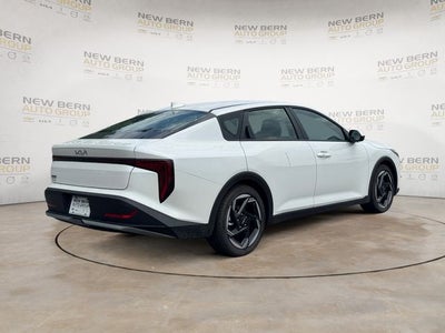 2026 Kia K4 EX