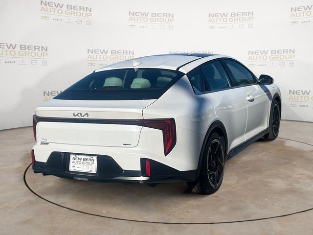 2025 Kia K4 GT-Line
