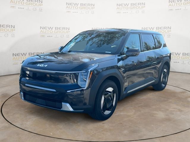 2026 Kia EV9 Light Long Range