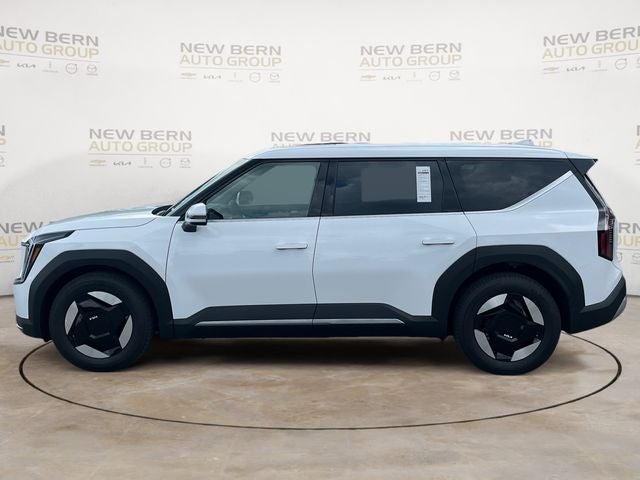 2026 Kia EV9 Light Long Range