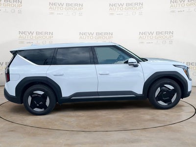 2026 Kia EV9 Light Long Range