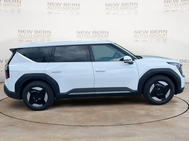 2026 Kia EV9 Light Long Range