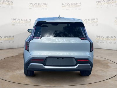 2026 Kia EV9 Light Long Range