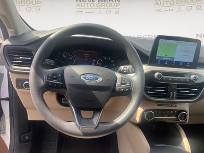 2022 Ford Escape Hybrid SE