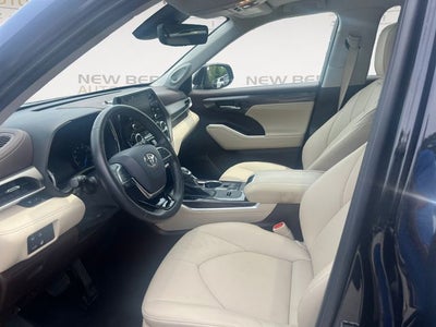 2021 Toyota Highlander Hybrid Limited