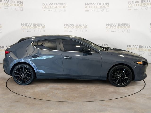 2022 Mazda Mazda3 Carbon Edition