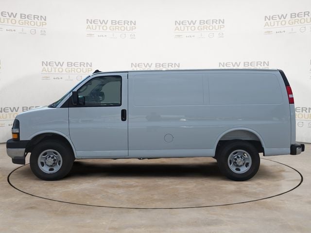 2025 Chevrolet Express 2500 Work Van Cargo
