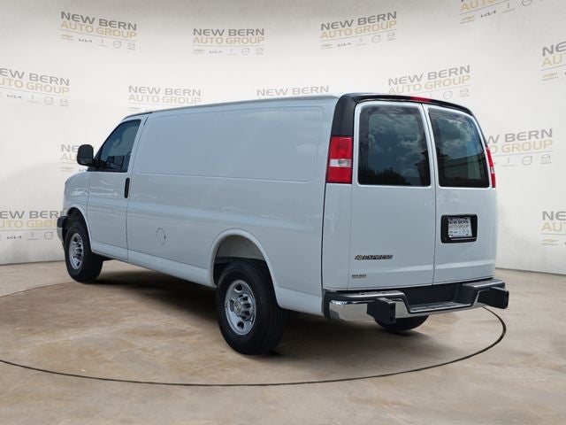 2025 Chevrolet Express 2500 Work Van Cargo