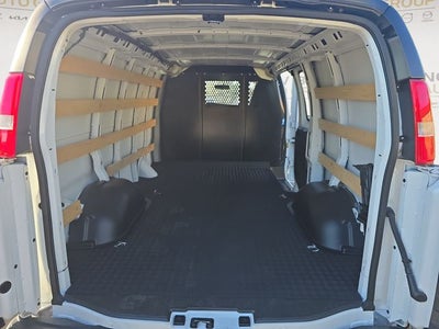 2025 Chevrolet Express 2500 Work Van Cargo