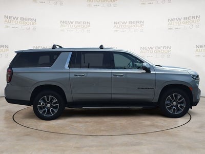 2023 Chevrolet Suburban LT