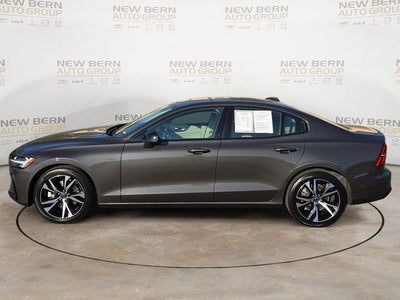 2025 Volvo S60 B5 Plus