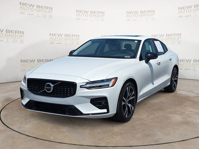 2025 Volvo S60 B5 Core