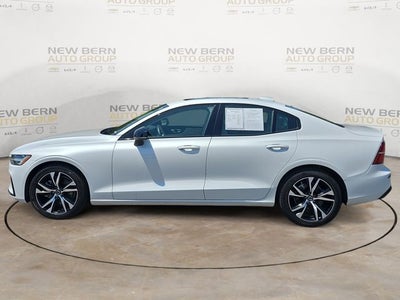 2025 Volvo S60 B5 Core