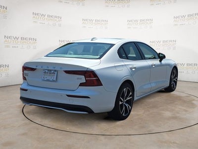 2025 Volvo S60 B5 Core