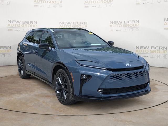2025 Toyota Crown Signia Limited