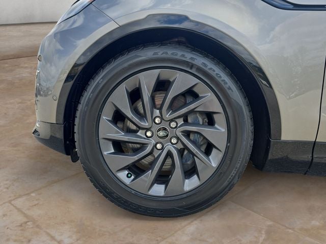 2024 Land Rover Discovery Dynamic SE