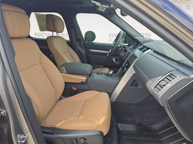 2024 Land Rover Discovery Dynamic SE