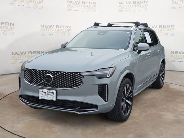 2025 Volvo XC90 B6 Core 2025.5