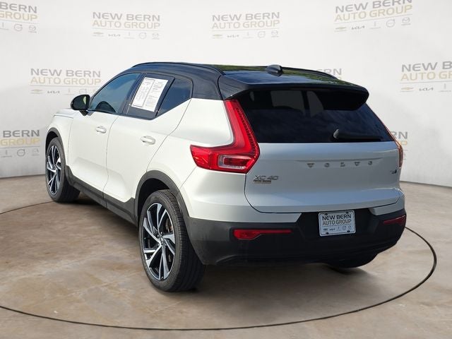 2021 Volvo XC40 R-Design