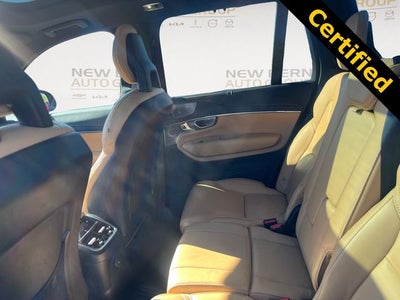 2022 Volvo XC90 Recharge Plug-In Hybrid T8 Inscription 7 Passenger
