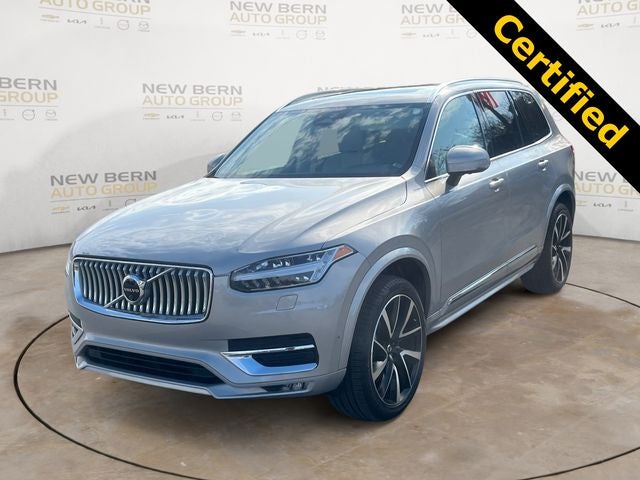 2024 Volvo XC90 B5 Plus
