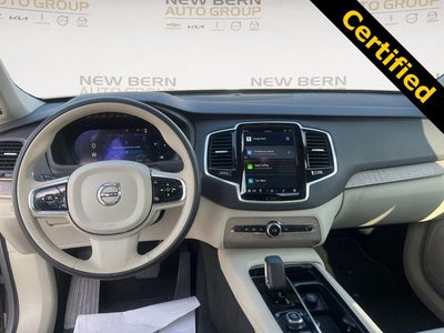 2024 Volvo XC90 B5 Plus
