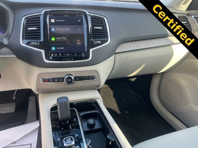2024 Volvo XC90 B5 Plus