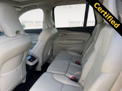 2024 Volvo XC90 B5 Plus