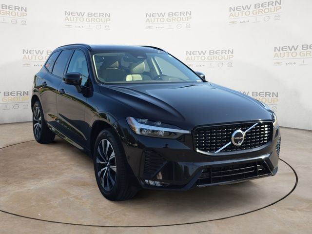 2024 Volvo XC60 B5 Plus Dark Theme