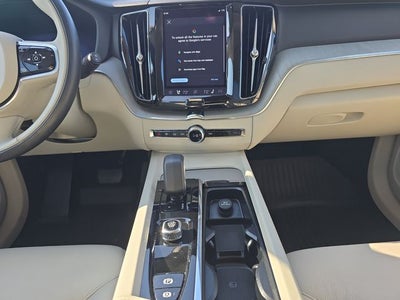 2024 Volvo XC60 B5 Plus Dark Theme