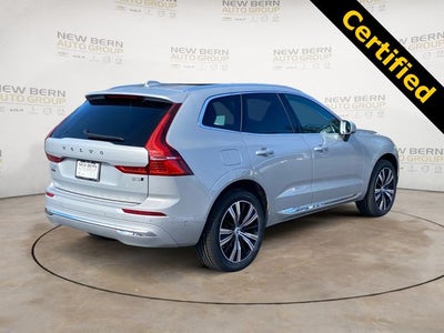 2023 Volvo XC60 B5 Plus Bright Theme