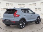 2025 Volvo XC40 B5 Ultra Dark Theme