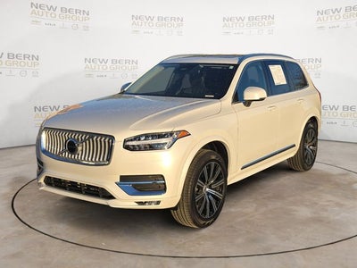 2025 Volvo XC90 B5 Core