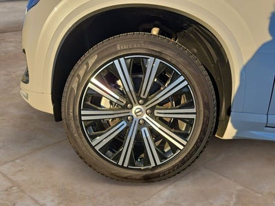 2025 Volvo XC90 B5 Core