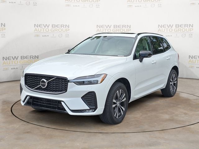 2025 Volvo XC60 B5 Core