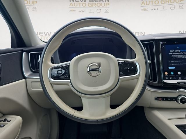 2025 Volvo XC60 B5 Core