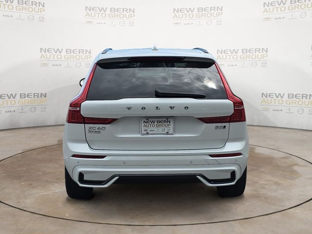2025 Volvo XC60 B5 Core