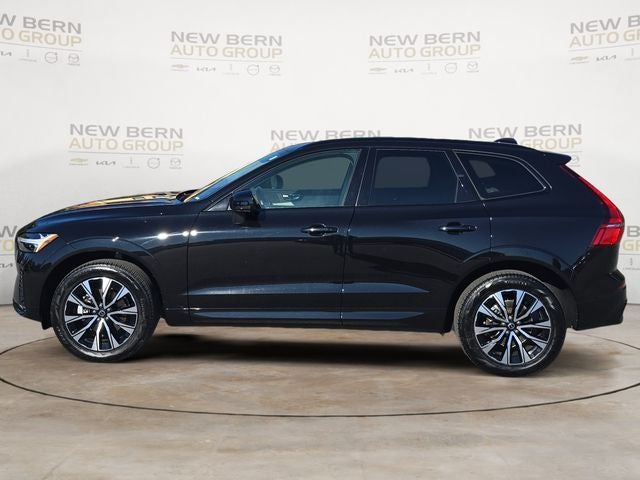 2025 Volvo XC60 B5 Core